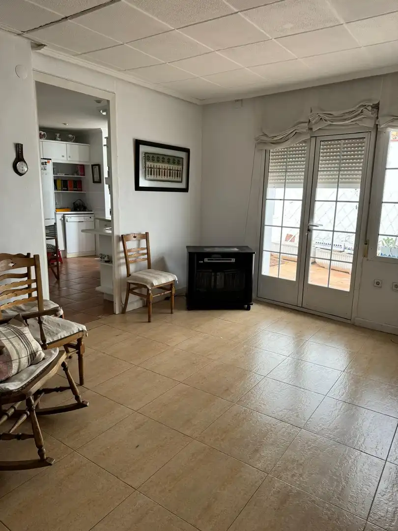 Sala d'estar de Casa o xalet en venda en Alcázar de San Juan amb Calefacció, Terrassa i Balcó