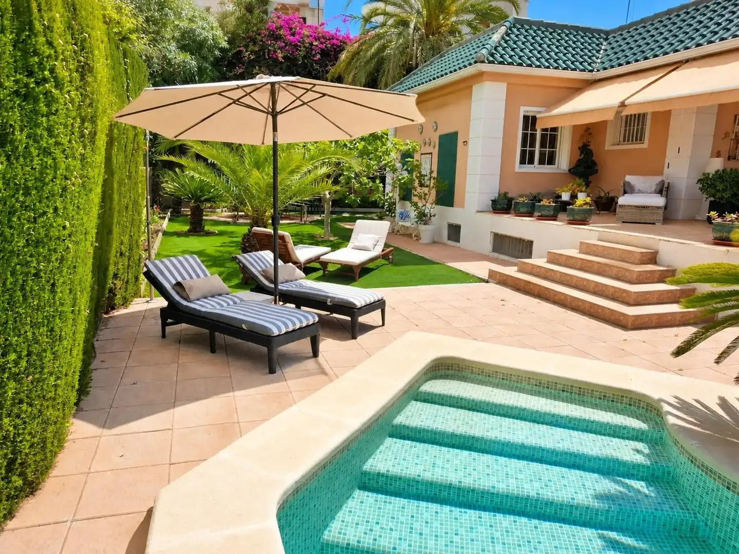 Detached house with pool for sale in Los Arenales del Sol, imagen 5