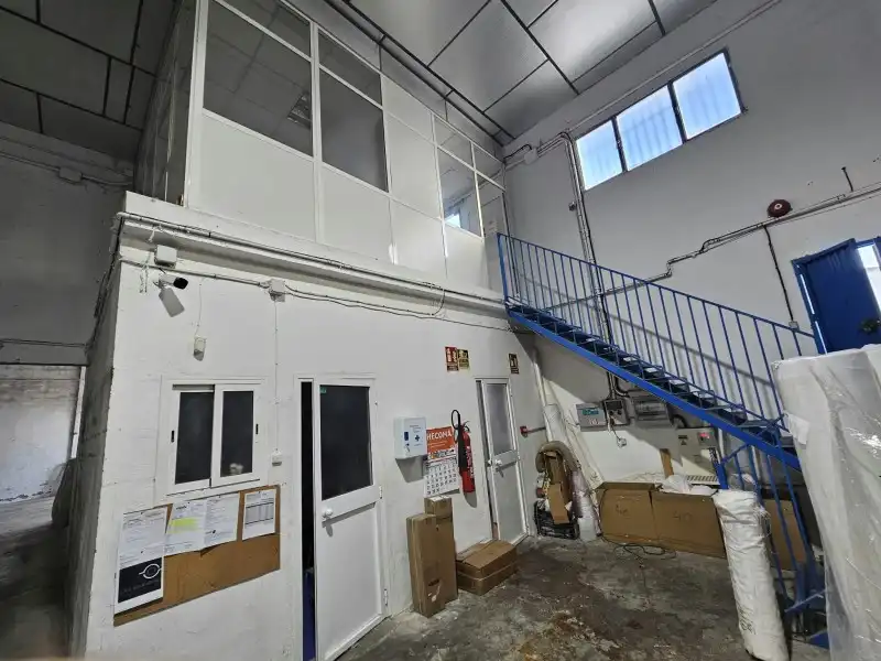 Nave industrial en venta en Navas del Sepillar