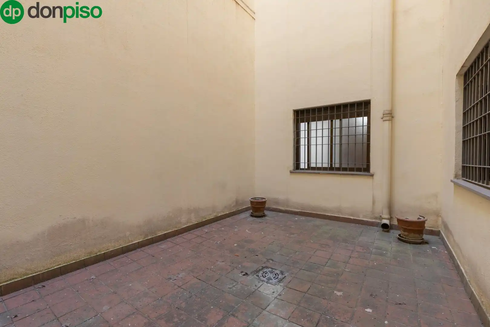 Local comercial en venda a Calle Ángel Ganivet, imagen 63