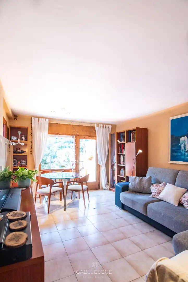 Sala de estar de Casa o chalet en venta en Barcelona con Calefacción, Jardín privado y Terraza