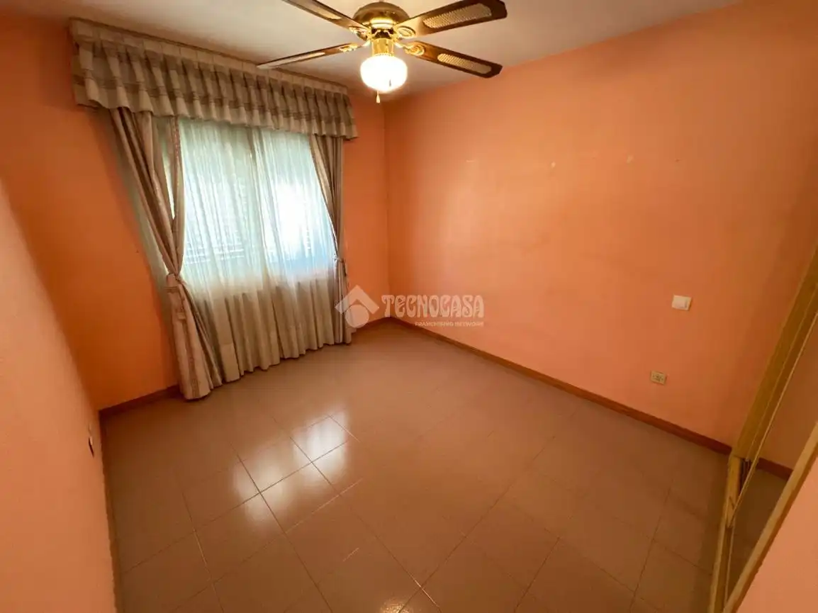 Casa aparellada en venda a Marchamalo, imagen 26