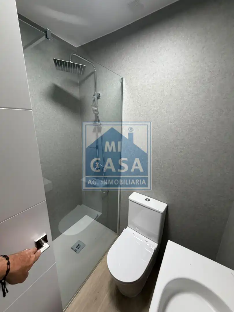 Baño de Piso de alquiler en Mérida con Aire acondicionado, Calefacción y Trastero