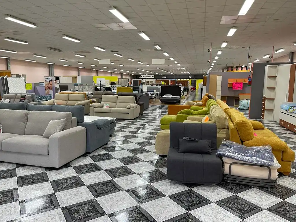 Local de alquiler en Vitoria - Gasteiz con Aire acondicionado, Calefacción y Amueblado