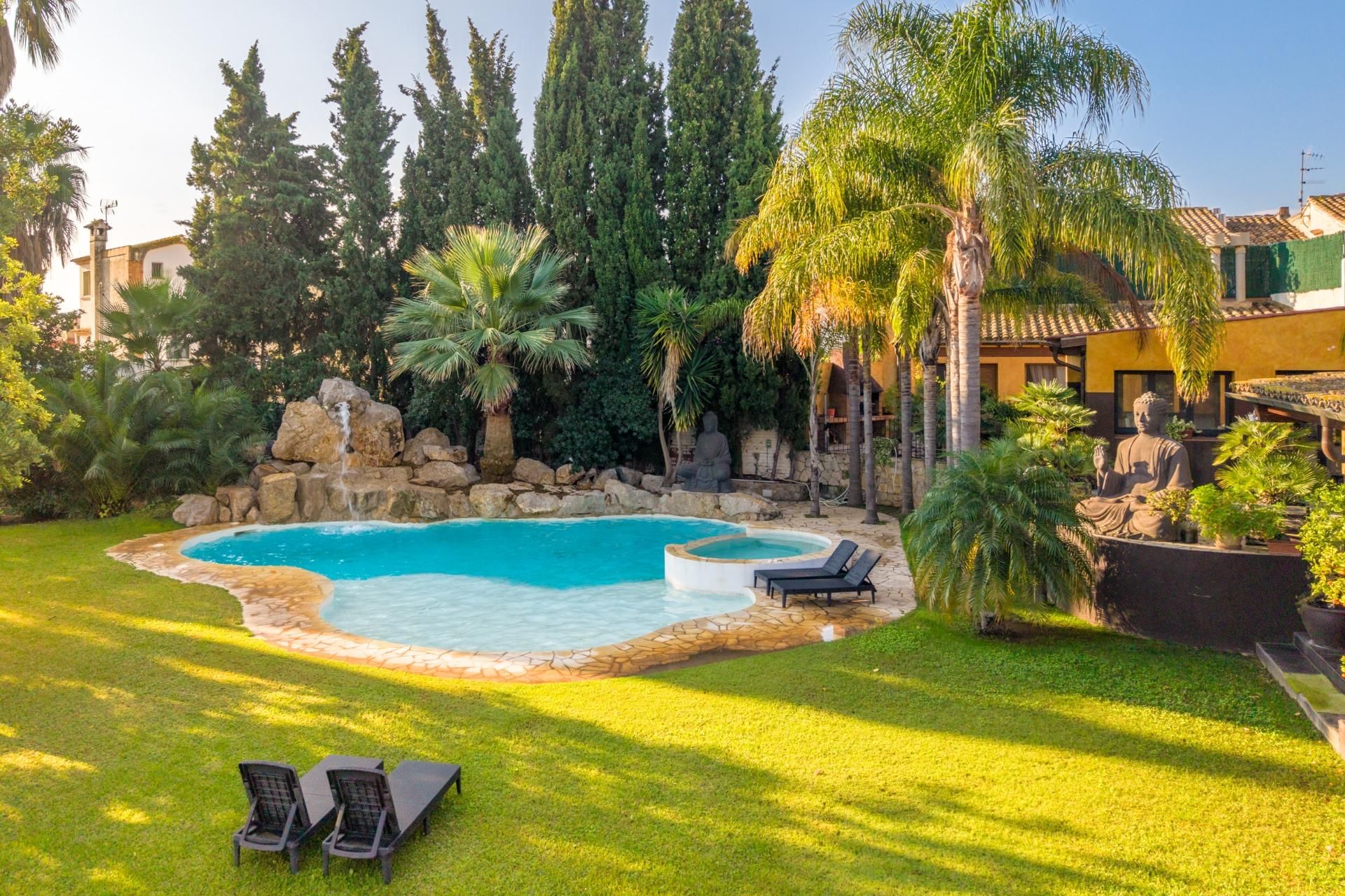 Piscina de Casa o xalet en venda en Sant Pere de Ribes amb Aire condicionat, Calefacció i Jardí privat