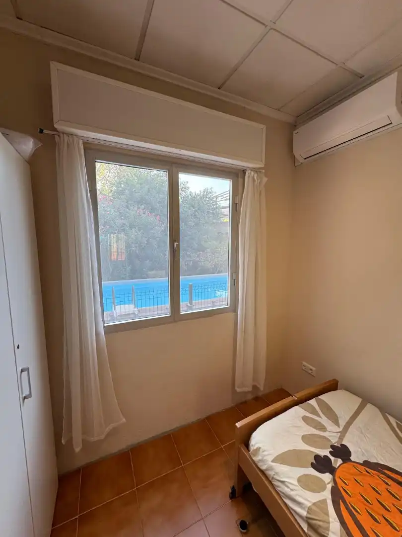 Habitación de Casa o chalet en venta en Vilallonga / Villalonga con Aire acondicionado, Jardín privado y Terraza