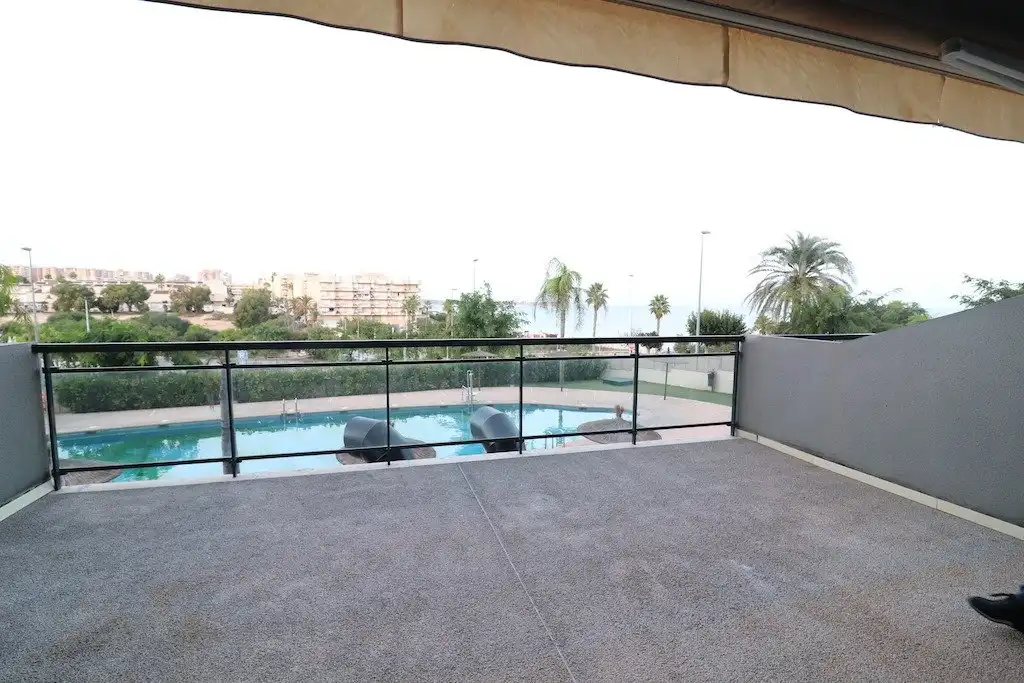 Apartament de lloguer a Avenida Holanda, Mil Palmeras
