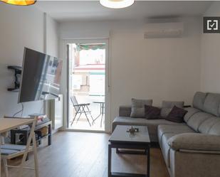 Living room of Flat to rent in  Madrid Capital  with Air Conditioner and Balcony