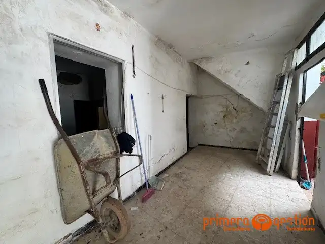 Houses for sale in Carmona
