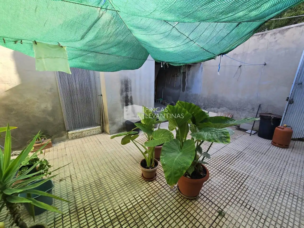 Houses for sale in San Vicente del Raspeig / Sant Vicent del Raspeig  with Private garden, Terrace and Furnished