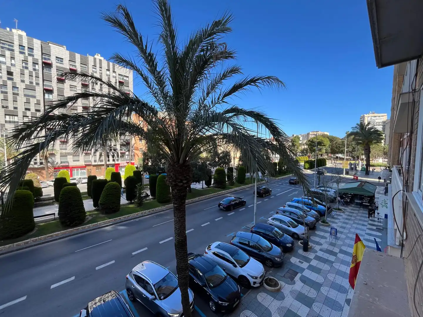 Vista exterior de Oficina de lloguer en Cartagena amb Aire condicionat, Calefacció i Balcó