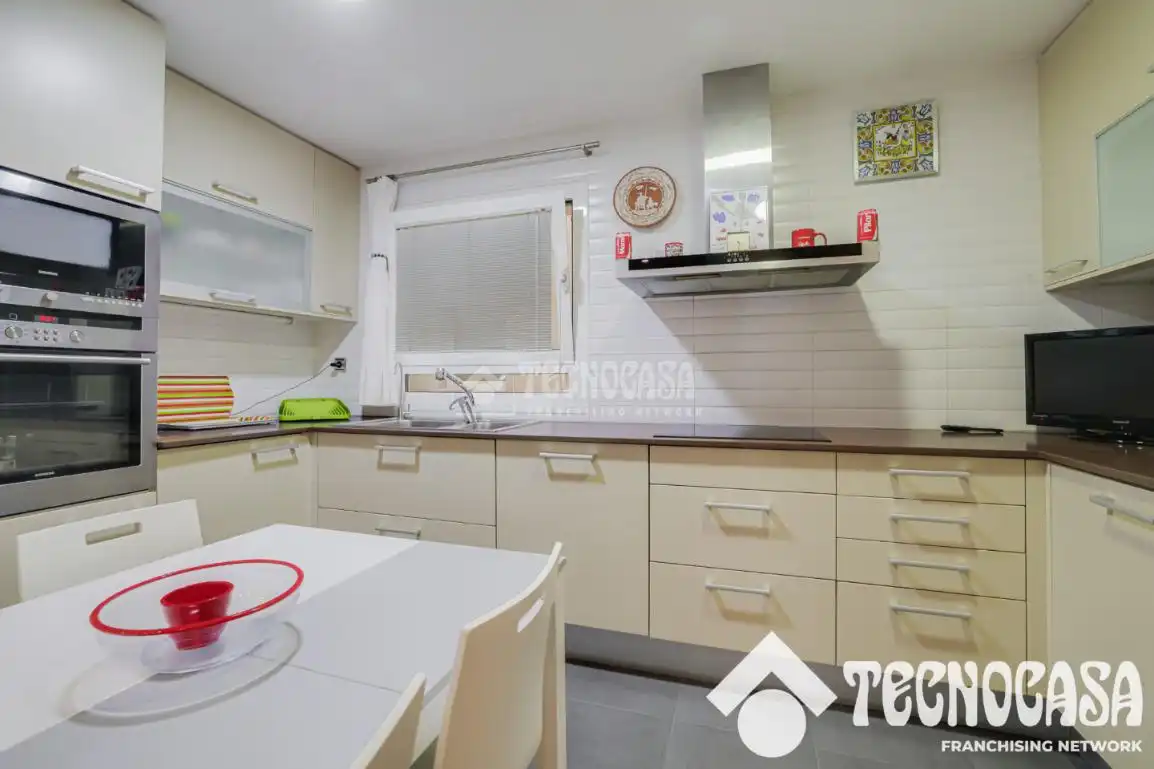 Cocina de Piso en venta en Barcelona con Aire acondicionado, Parquet y Terraza
