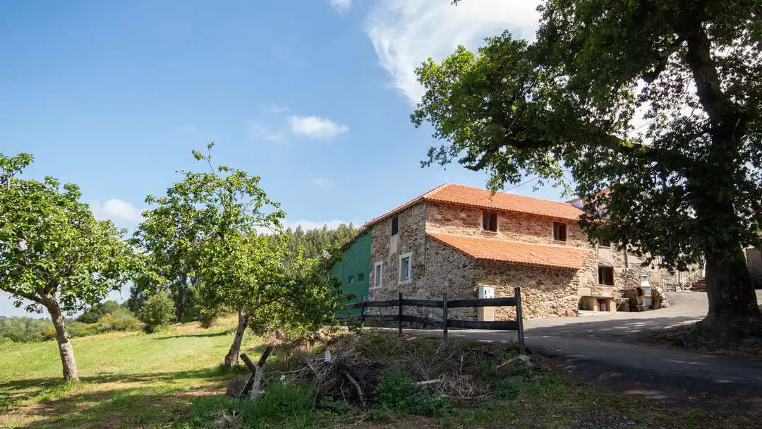 Vista exterior de Casa o chalet de alquiler en Aranga con Calefacción y Amueblado