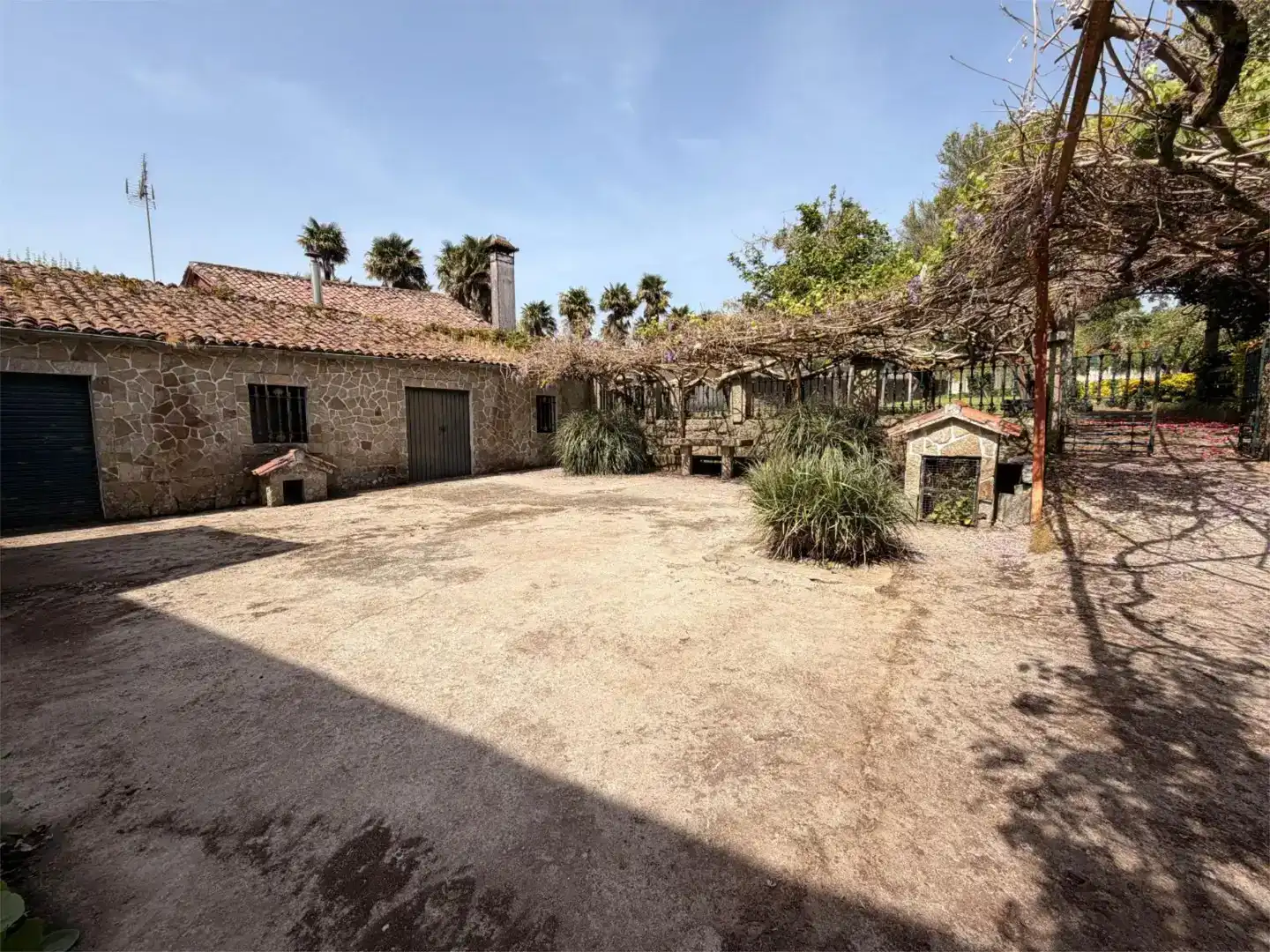 Jardí de Casa o xalet en venda en Brión