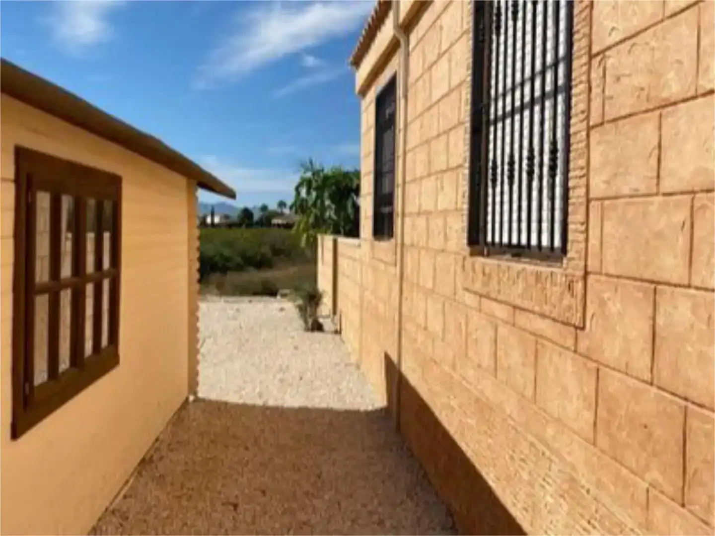 Vista exterior de Pis en venda en Albatera amb Aire condicionat, Jardí privat i Parquet