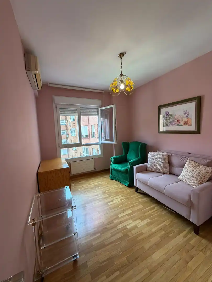 Habitación de Piso de alquiler en Madrid con Aire acondicionado, Calefacción y Parquet