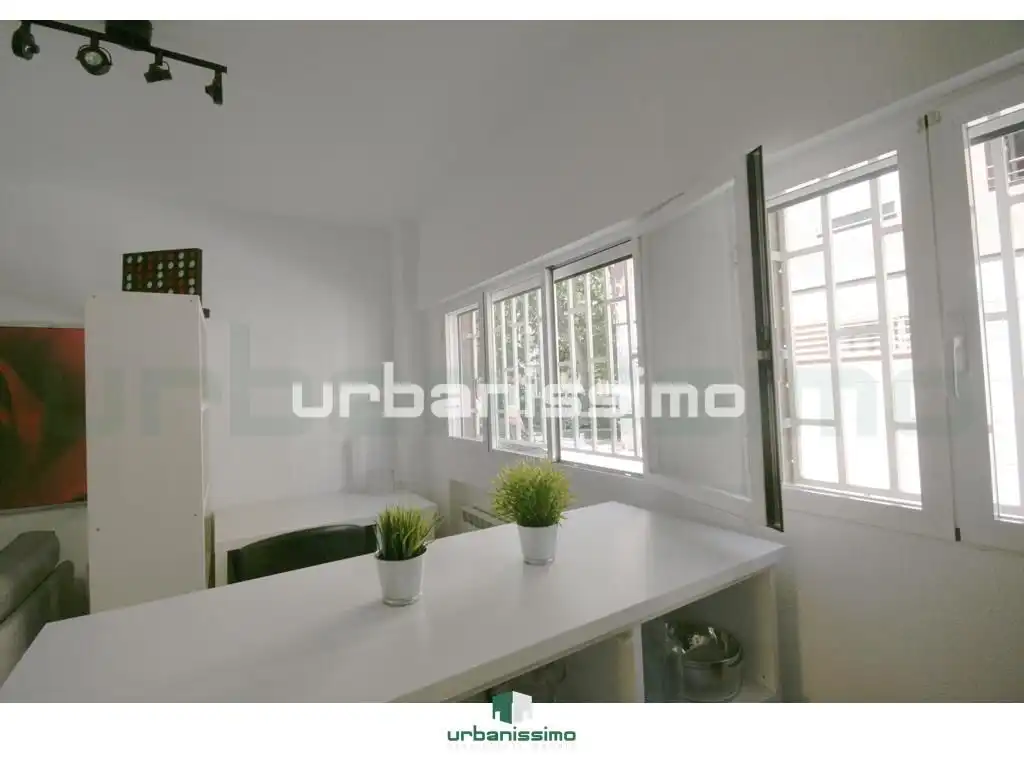 Apartament de lloguer a Esperanza Sánchez Carrascosa, Valdeacederas