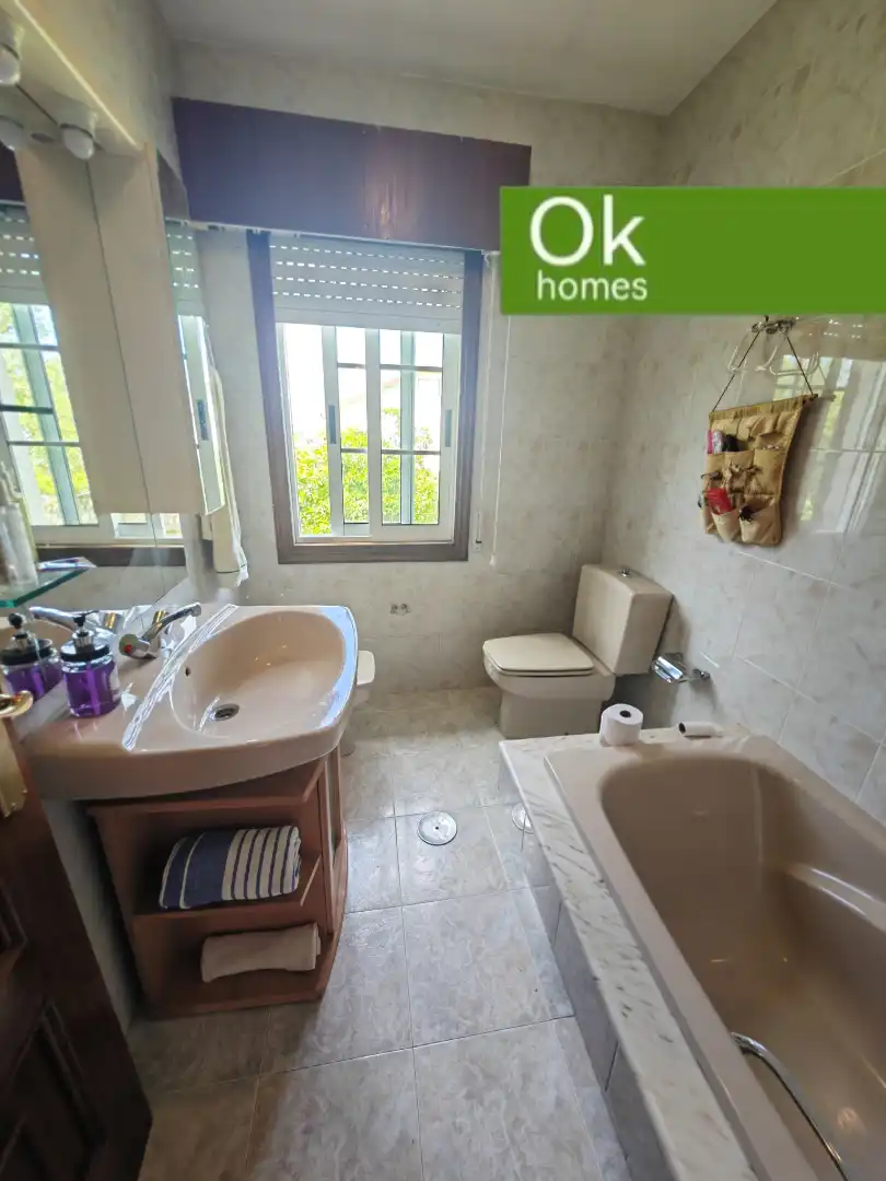 Bathroom of Houses for sale in Coirós  with Heating, Private garden and Terrace
