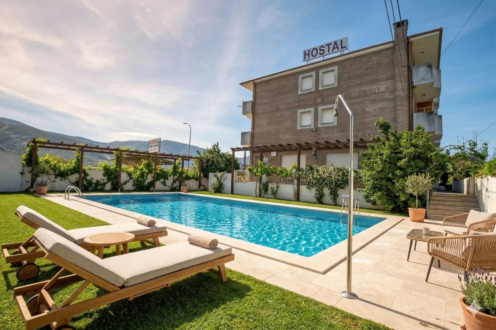 Piscina de Edifici en venda en Quiroga amb Piscina comunitària