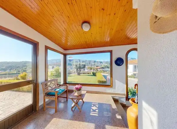 Vista exterior de Casa o chalet en venta en Vigo  con Calefacción, Jardín privado y Parquet