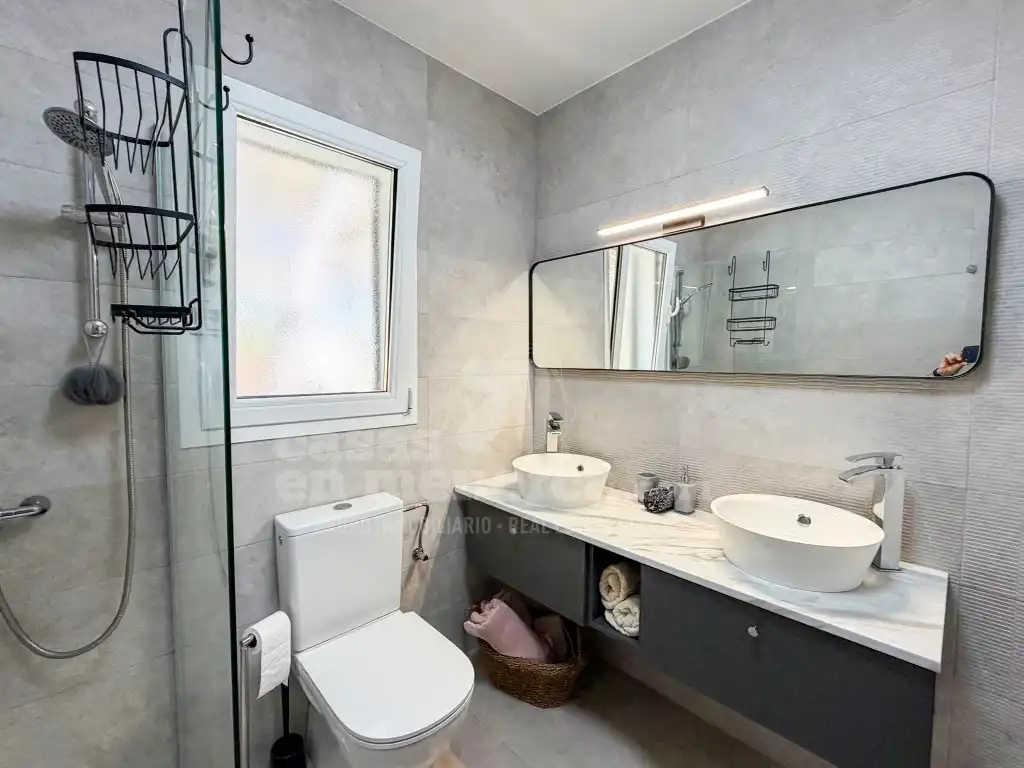 Bathroom of Apartments for sale in Es Mercadal  with Air Conditioner, Private garden and Terrace