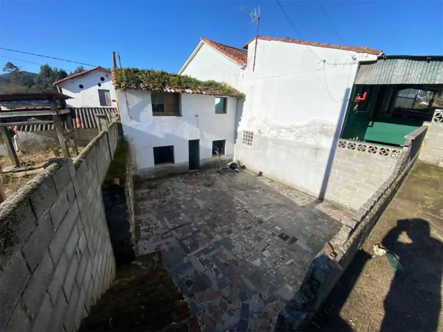 Vista exterior de Casa adosada en venda en Castrillón