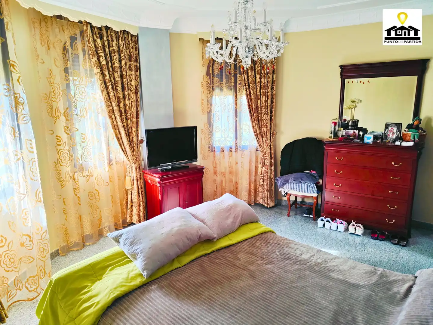 Schlafzimmer von Country house zum Verkauf in Utrera mit Klimaanlage, Heizung und Privatgarten