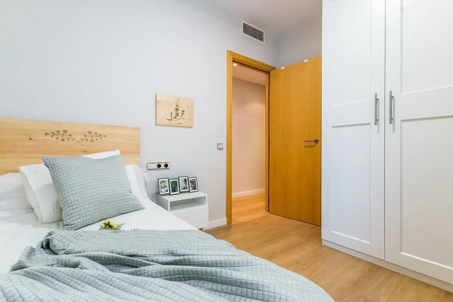 Schlafzimmer von Wohnung zum Verkauf in Terrassa mit Klimaanlage, Heizung und Parkett