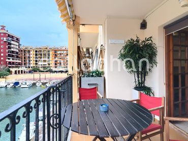 Flat with pool for sale in Calle de la Unió