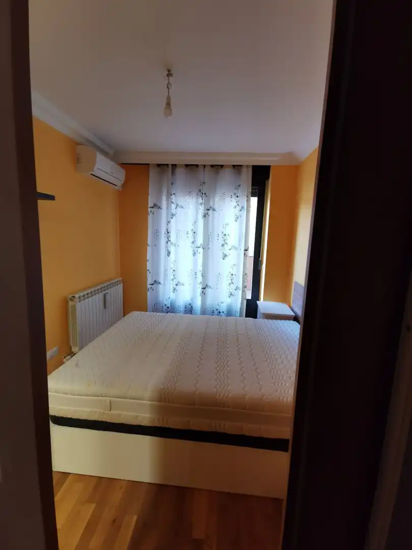 Dormitori de Apartament de lloguer en Villamediana de Iregua amb Aire condicionat, Calefacció i Terrassa