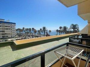 Vista exterior de Apartament de lloguer en Benalmádena amb Aire condicionat i Terrassa