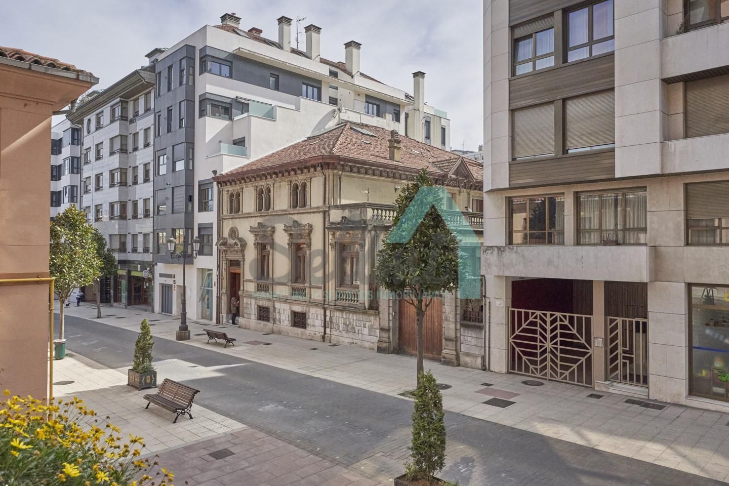 Exterior view of House or chalet for sale in Oviedo   with Private garden, Parquet flooring and Terrace