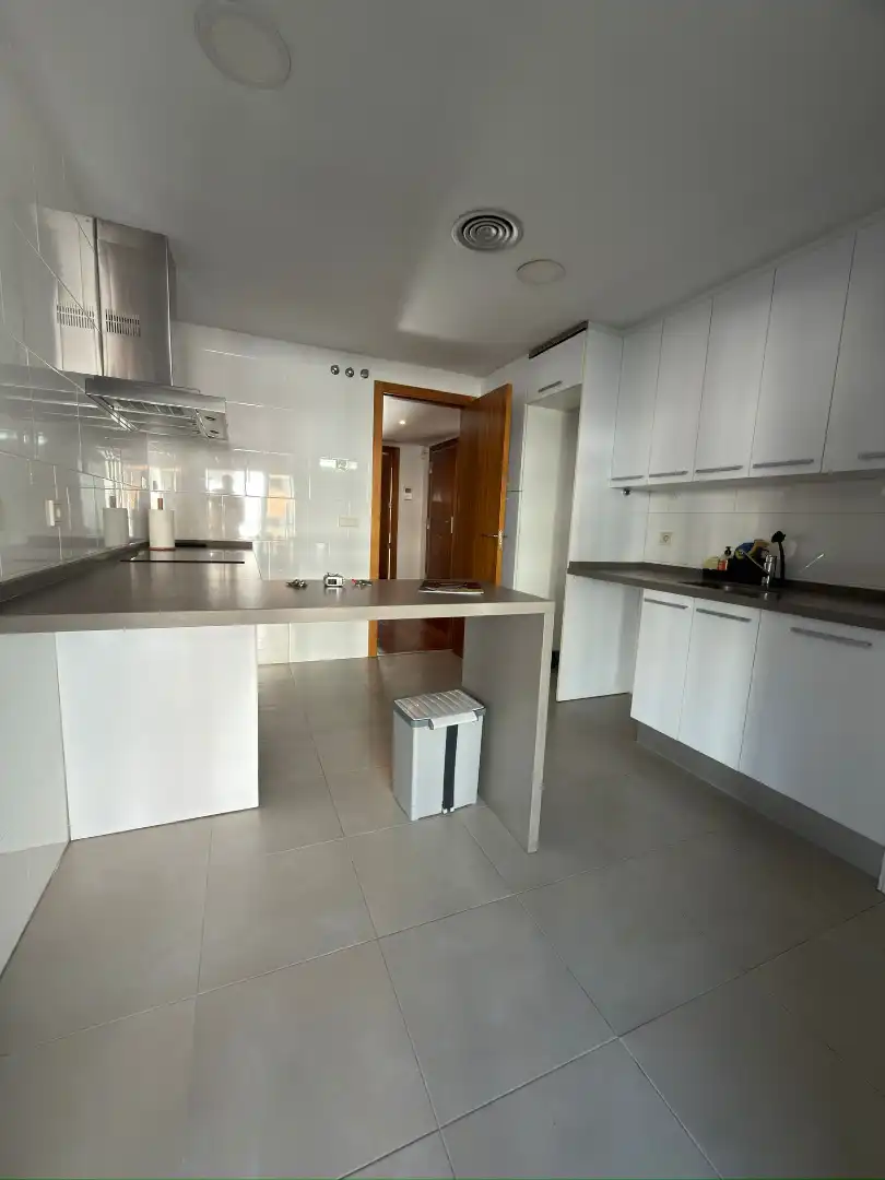 Piso con piscina en venta en Calle Marie Curie 13B, imagen 10