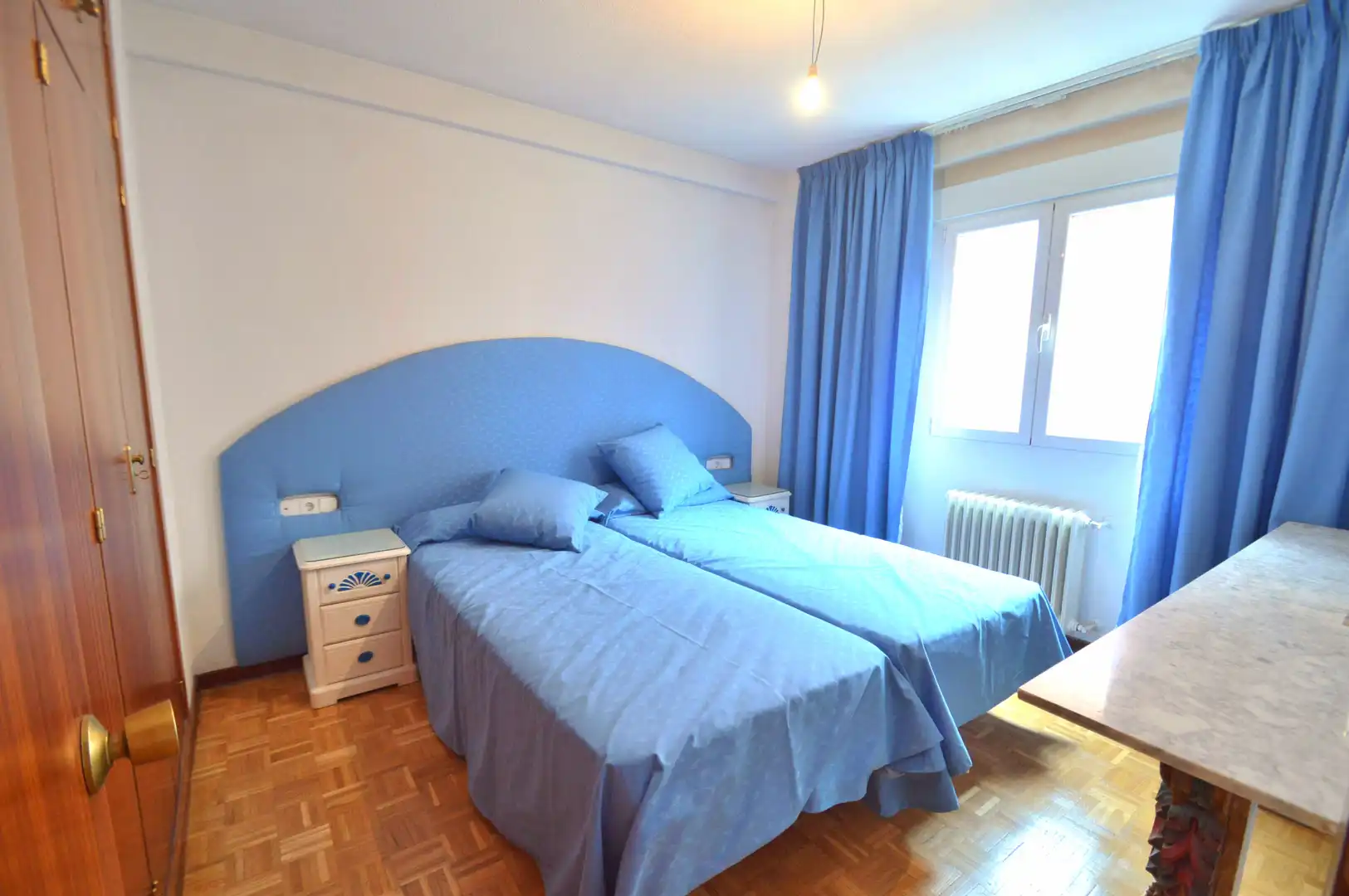 Bedroom of Flat for sale in Madrid  with Air Conditioner, Heating and Parquet flooring