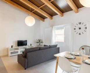 Living room of Flat to rent in  Valencia Capital  with Air Conditioner, Heating and Furnished