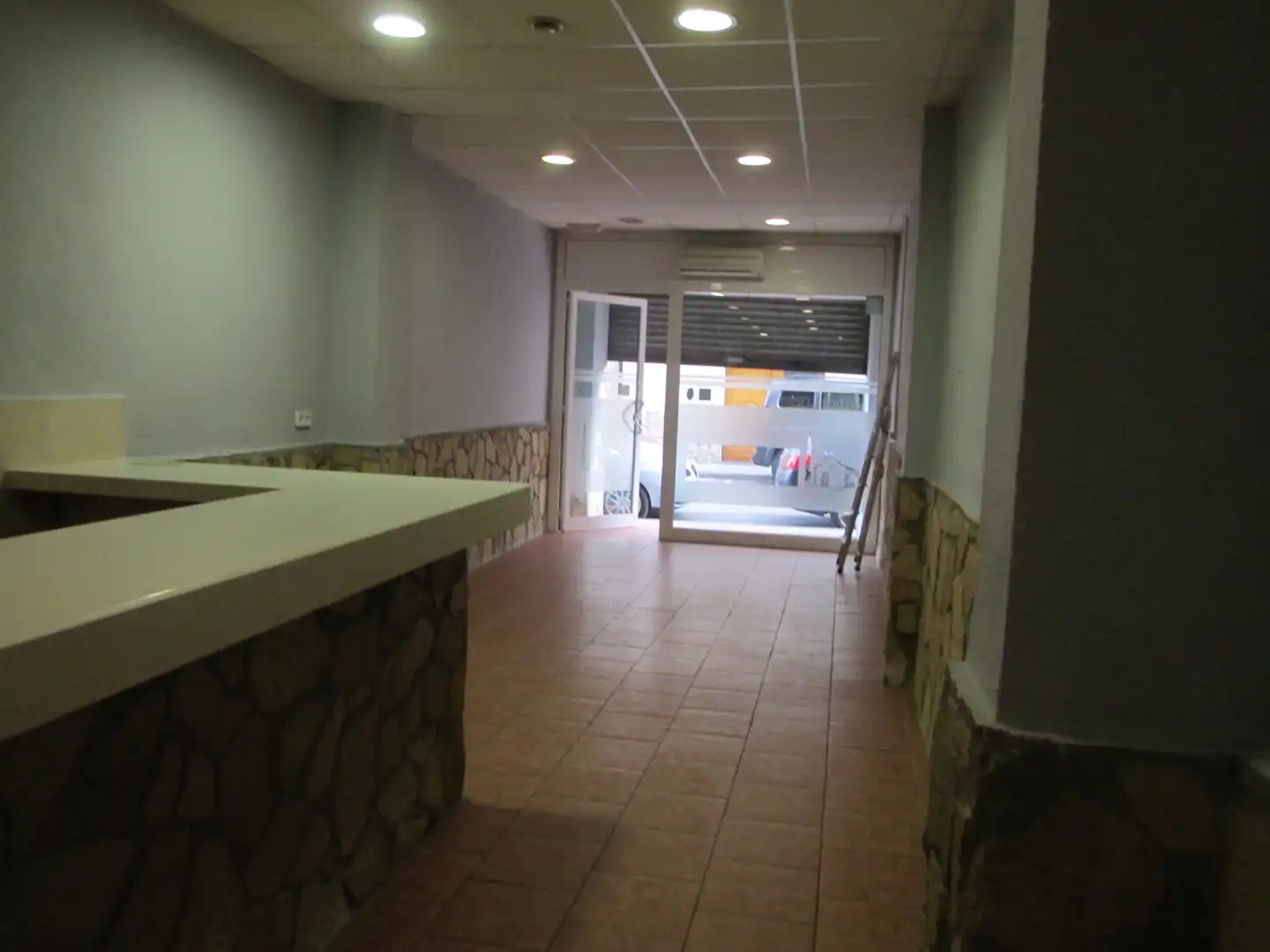 Locale commerciale in affitto a Carrer de Jaume I, imagen 2