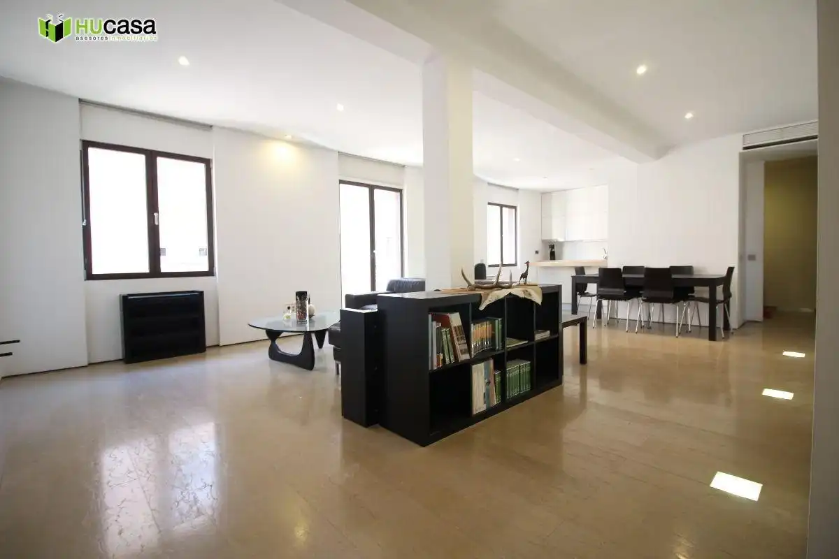 Living room of Flat for sale in Toledo  with Air Conditioner, Heating and Balcony