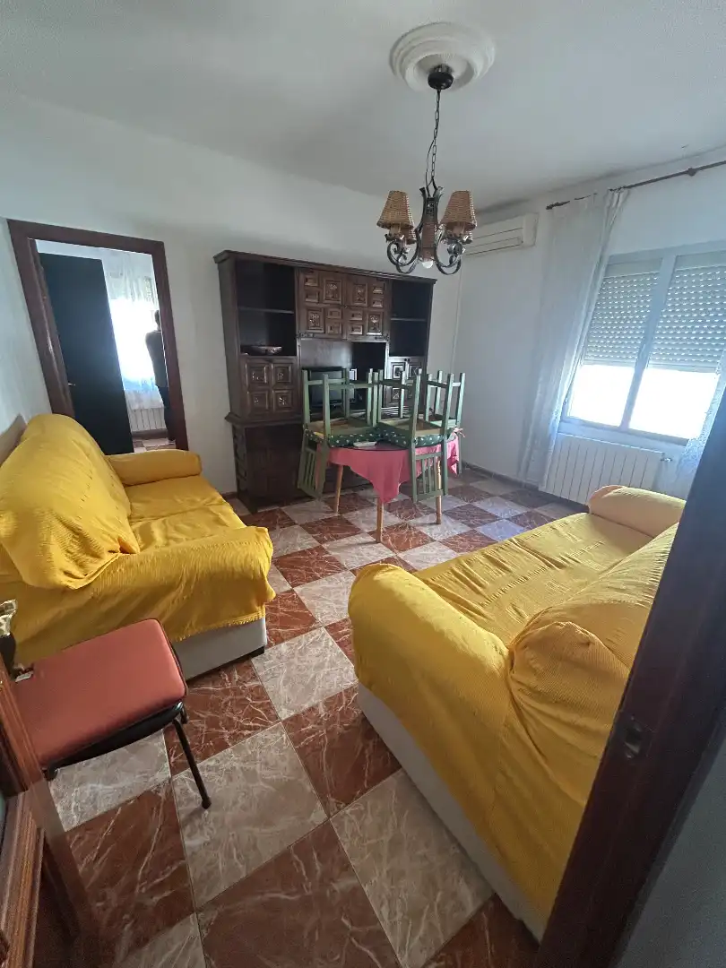 Sala de estar de Piso de alquiler en Badajoz con Calefacción y Amueblado