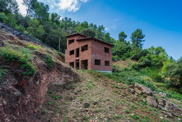 Casa-chalet en Venta en Corbera de Llobregat