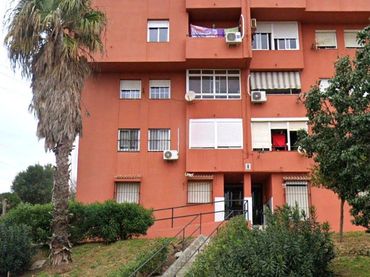 Pis en venda a San Bernabé