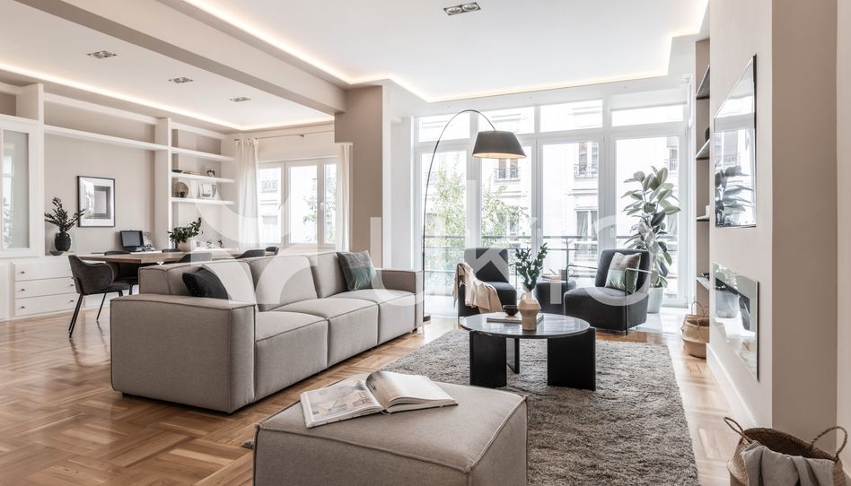 Apartamento de alquiler en Paseo de Francisco Giner, Almagro - Imagen 2