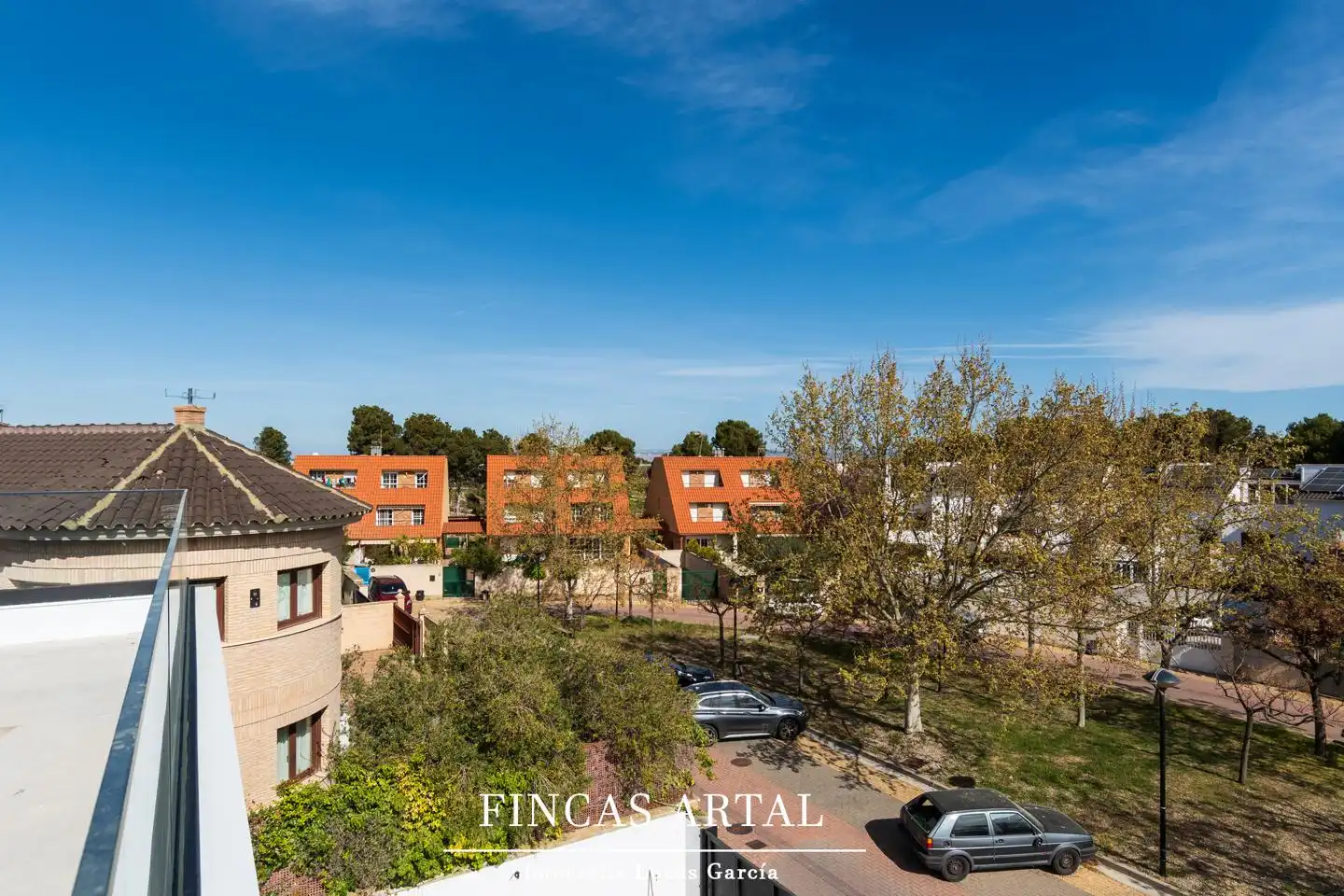 Vista exterior de Casa o chalet en venta en Zaragoza con Aire acondicionado, Calefacción y Jardín privado