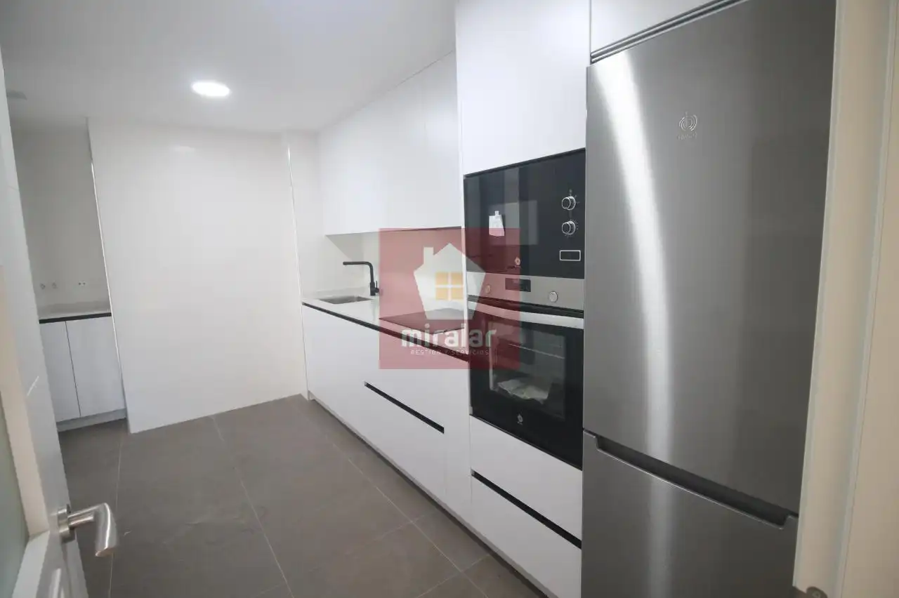 Cocina de Piso en venta en Salvaterra de Miño con Calefacción y Trastero