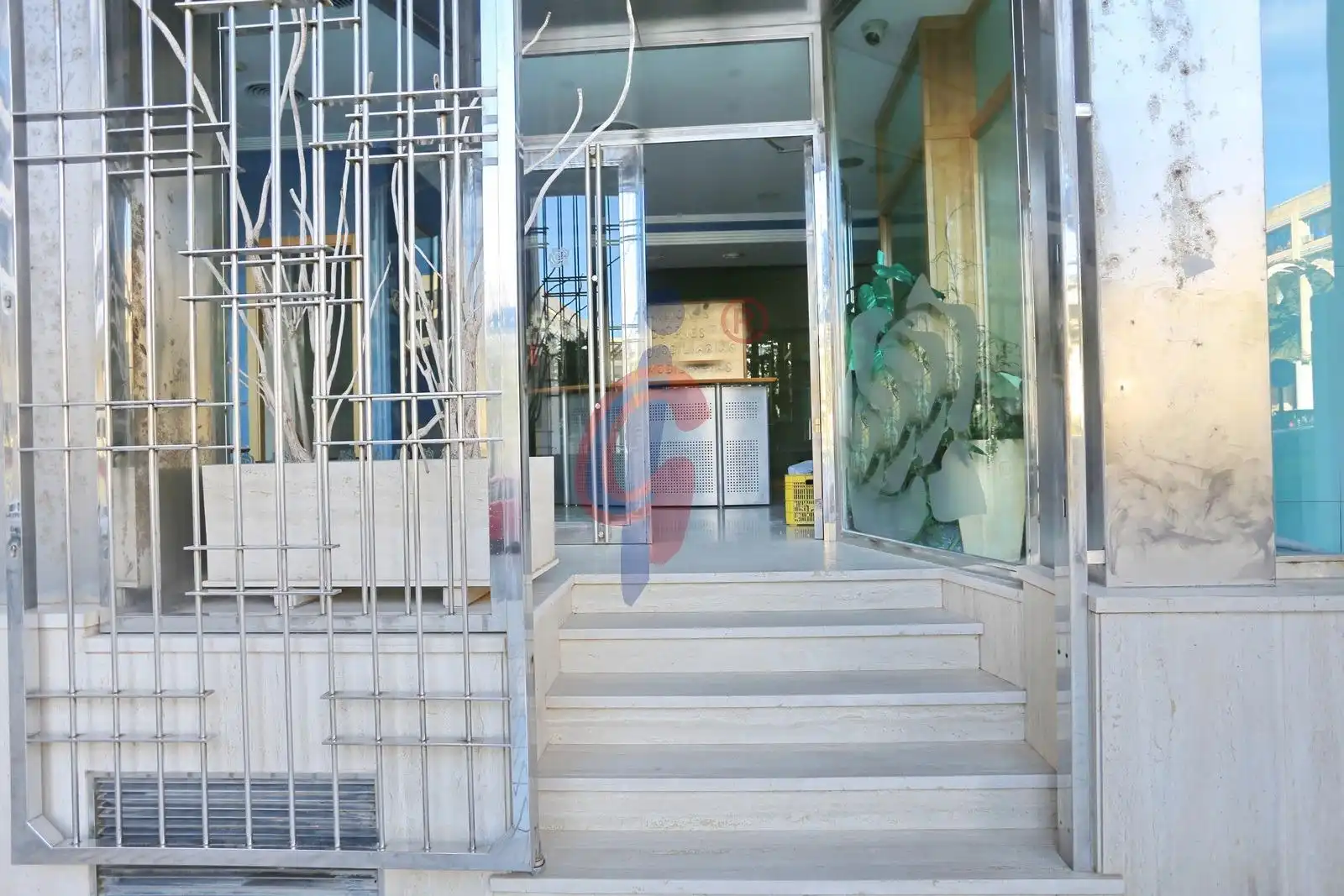 Commercial properties for sale in Guardamar del Segura  with Air Conditioner