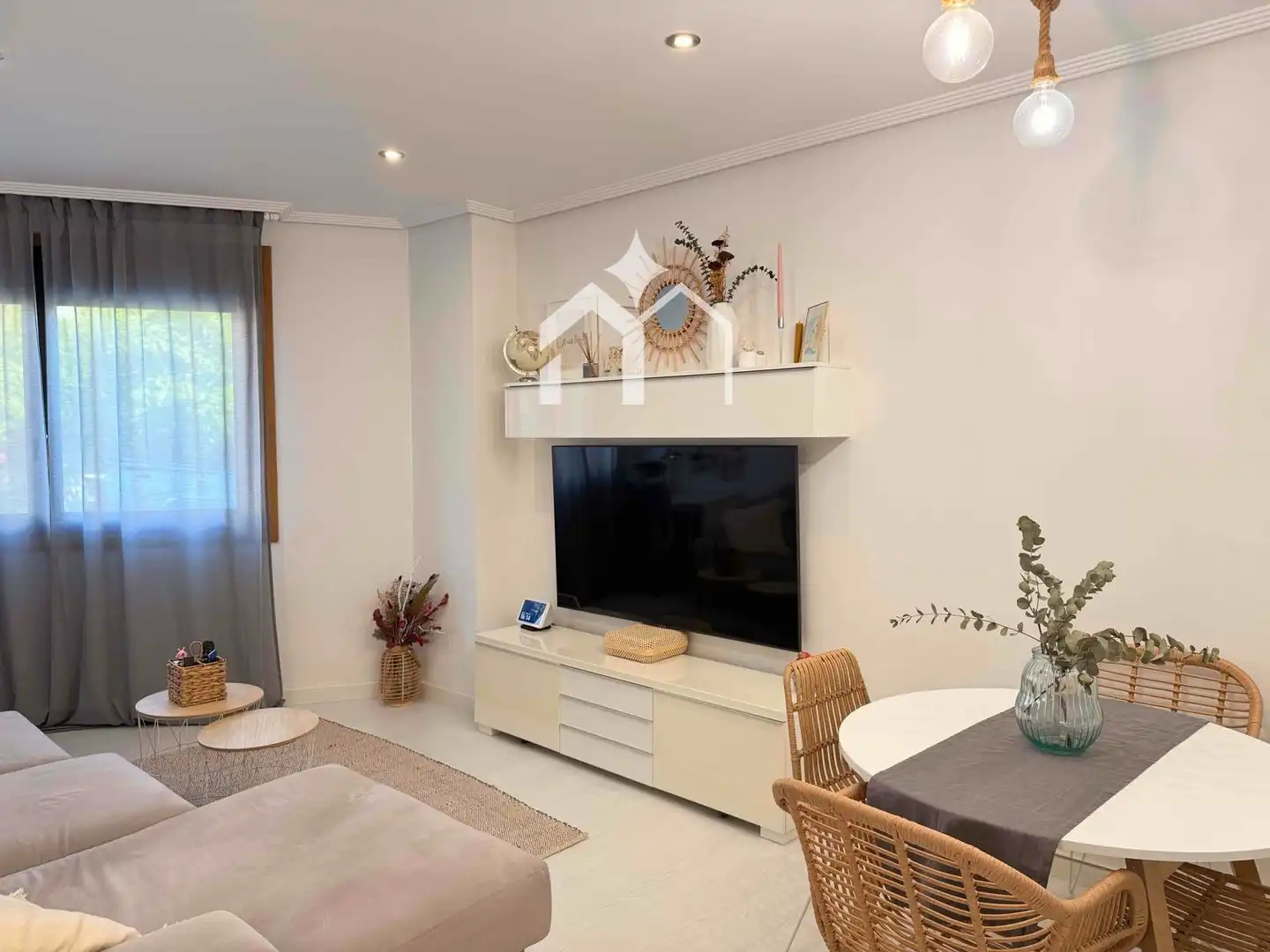 Sala de estar de Piso en venta en Moaña con Calefacción, Trastero y Piscina
