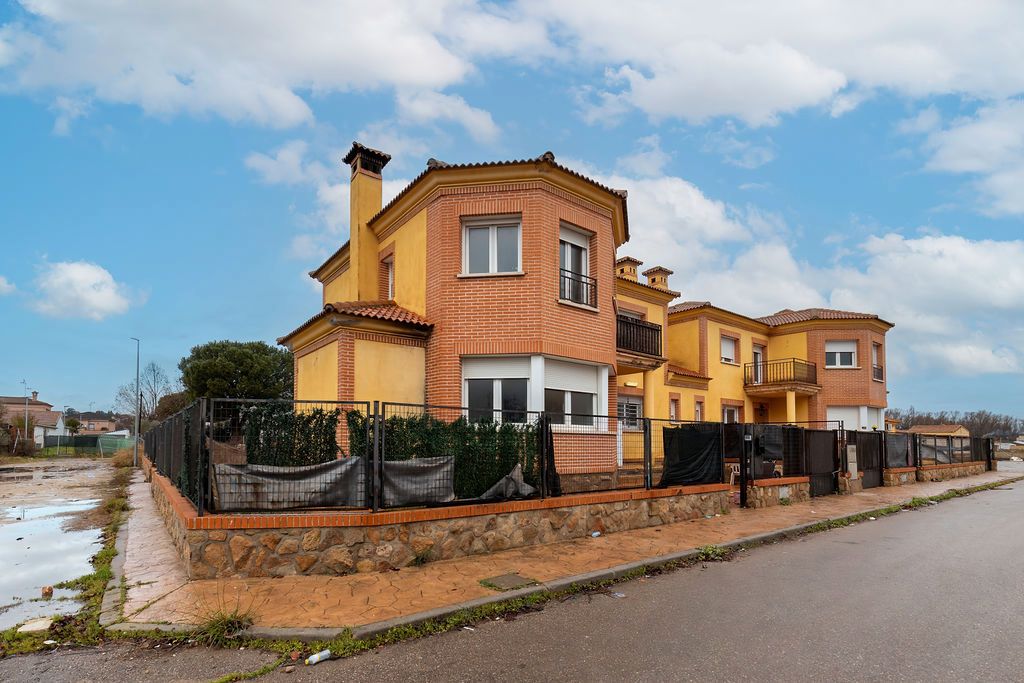 Casa adosada en venda a Quintanar de la Orden, Escalona