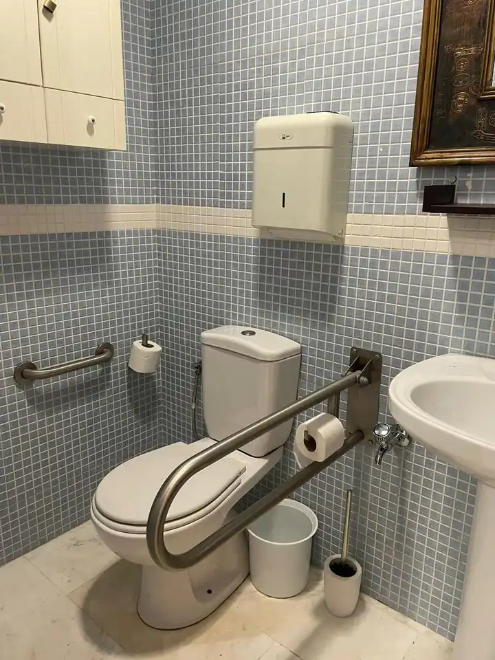 Bany de Oficina de lloguer en Melilla