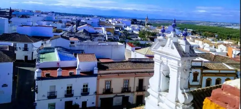 Vista exterior de Pis en venda en Sanlúcar la Mayor