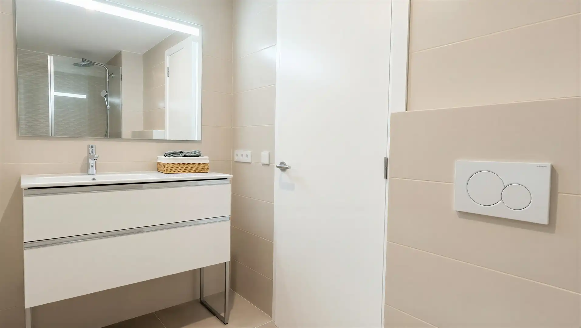 Baño de Apartamento en venta en  Palma de Mallorca con Aire acondicionado, Trastero y Balcón