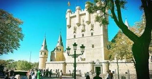 Local comercial en Venta en Ezequiel González - Conde de Sepúlveda